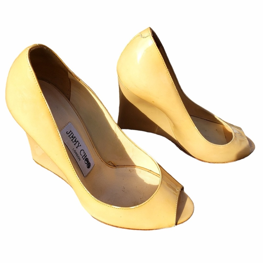 Jimmy Choo Nude Patent Leather Wedge with Open Toe sz 6